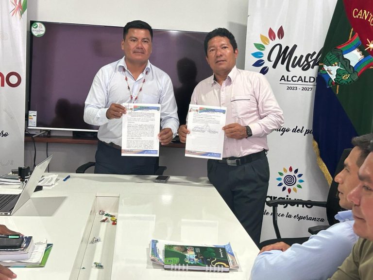 Firma del convenio de Delegación de competencia